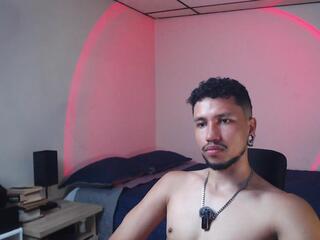 Yeff Stone webcam model stream image