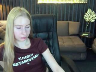alinablond webcam model stream image