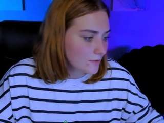 casey-meow webcam model stream image