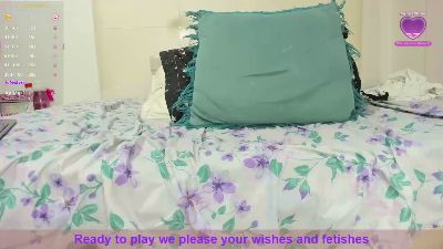 naomi_and_brack webcam model stream image