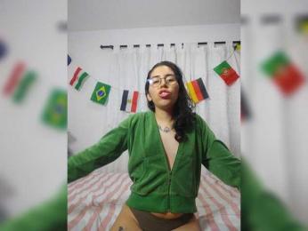skinny333 webcam bongacams model stream image