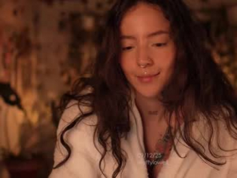 effylowell_ webcam model stream image