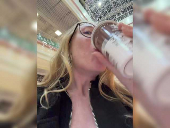 LiiBaby webcam bongacams model stream image