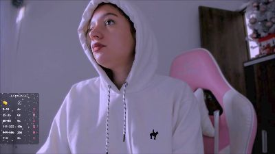 Kittyfeet1 webcam model stream image