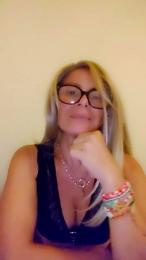 Calupink webcam model stream image