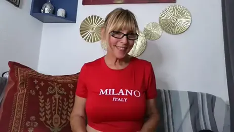 NAWTYClassyBritMILF webcam model stream image