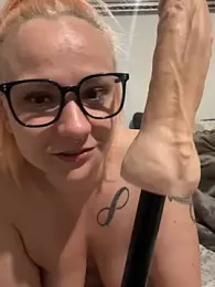 Fiebie_licious_ webcam stripchat model stream image