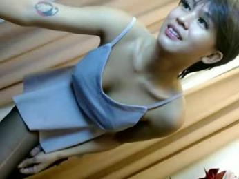 queena10 webcam model stream image