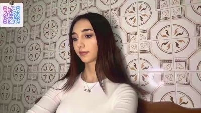 LexieVaka webcam model stream image