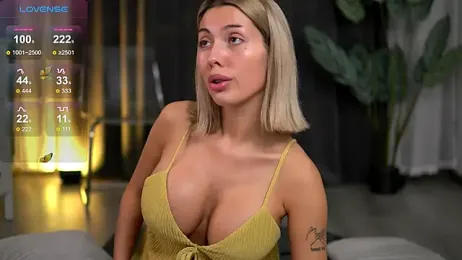 AudreyZanne webcam model stream image