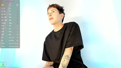 ColeStorm webcam model stream image