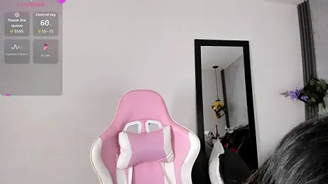 Khaiimy webcam stripchat model stream image