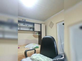 Alliahhot webcam model stream image