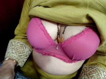 Payalx webcam bongacams model stream image