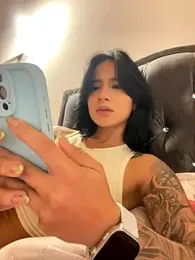 Ale_Lewis webcam model stream image