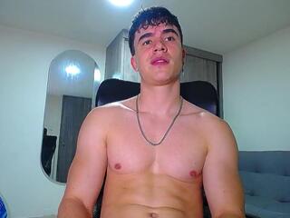 Andre Parker webcam model stream image