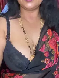 Kritika_21 webcam model stream image