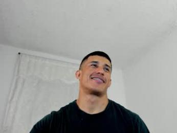 muscle_man07 webcam model stream image