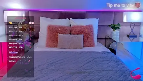 Mayzzie webcam model stream image