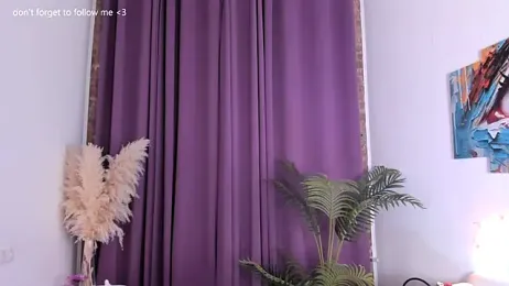 LauraCoy webcam model stream image