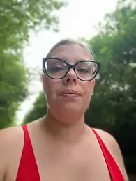 EvaWelly webcam stripchat model stream image