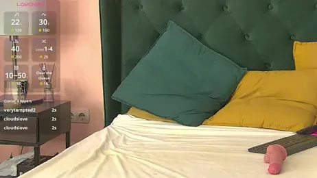 PlayfulArya webcam model stream image