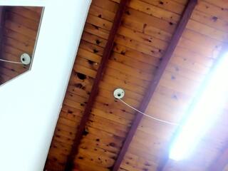 Milu Owen webcam model stream image