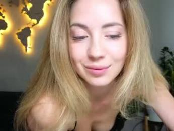 emmi_rosee webcam model stream image