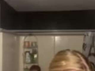 thelittlebambii webcam model stream image