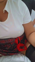 Roxxx_ webcam model stream image