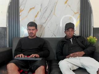 Jean & Gregor webcam model stream image