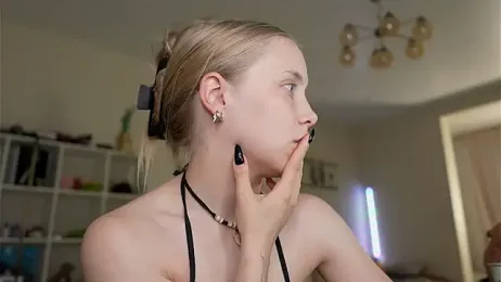 Appr0ved_ webcam model stream image