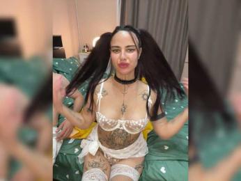 Stefani-bast webcam bongacams model stream image