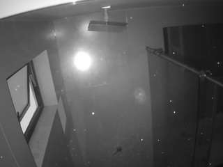 voyeurcam-casa-salsa-bathroom-13 webcam model stream image