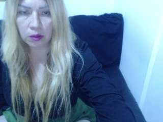 dulce-bella17 webcam model stream image