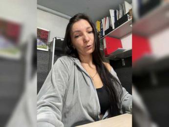 Lisa2016 webcam bongacams model stream image
