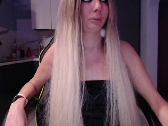 blondalina webcam bongacams model stream image