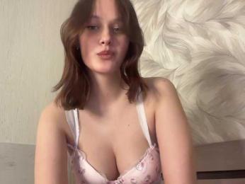 MimiBloom webcam model stream image