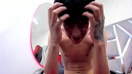 MikeHunteer webcam stripchat model stream image