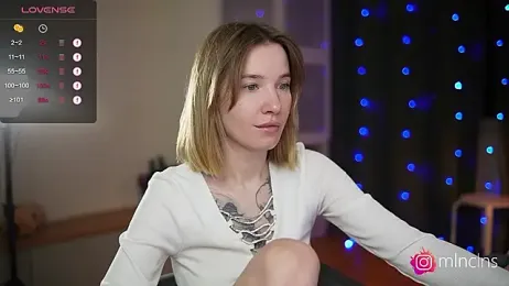 melanielwithu webcam stripchat model stream image