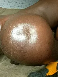 lucavaro001 webcam model stream image