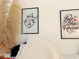 mialourense webcam model stream image