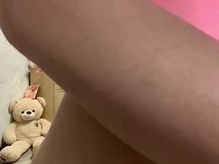 meridethhultquist webcam model stream image