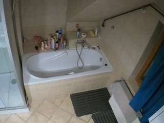 voyeurcam-julmodels-bath-2nd-1 webcam model stream image