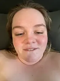 honeyyy24 webcam model stream image