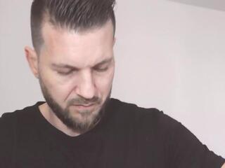 Hadess webcam model stream image