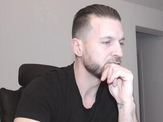 Hadess webcam model stream image