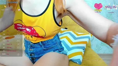 LuxieDelight webcam model stream image