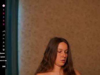 girl_kiraa webcam chaturbate model stream image