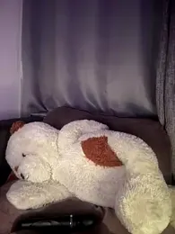 MerlyG webcam model stream image